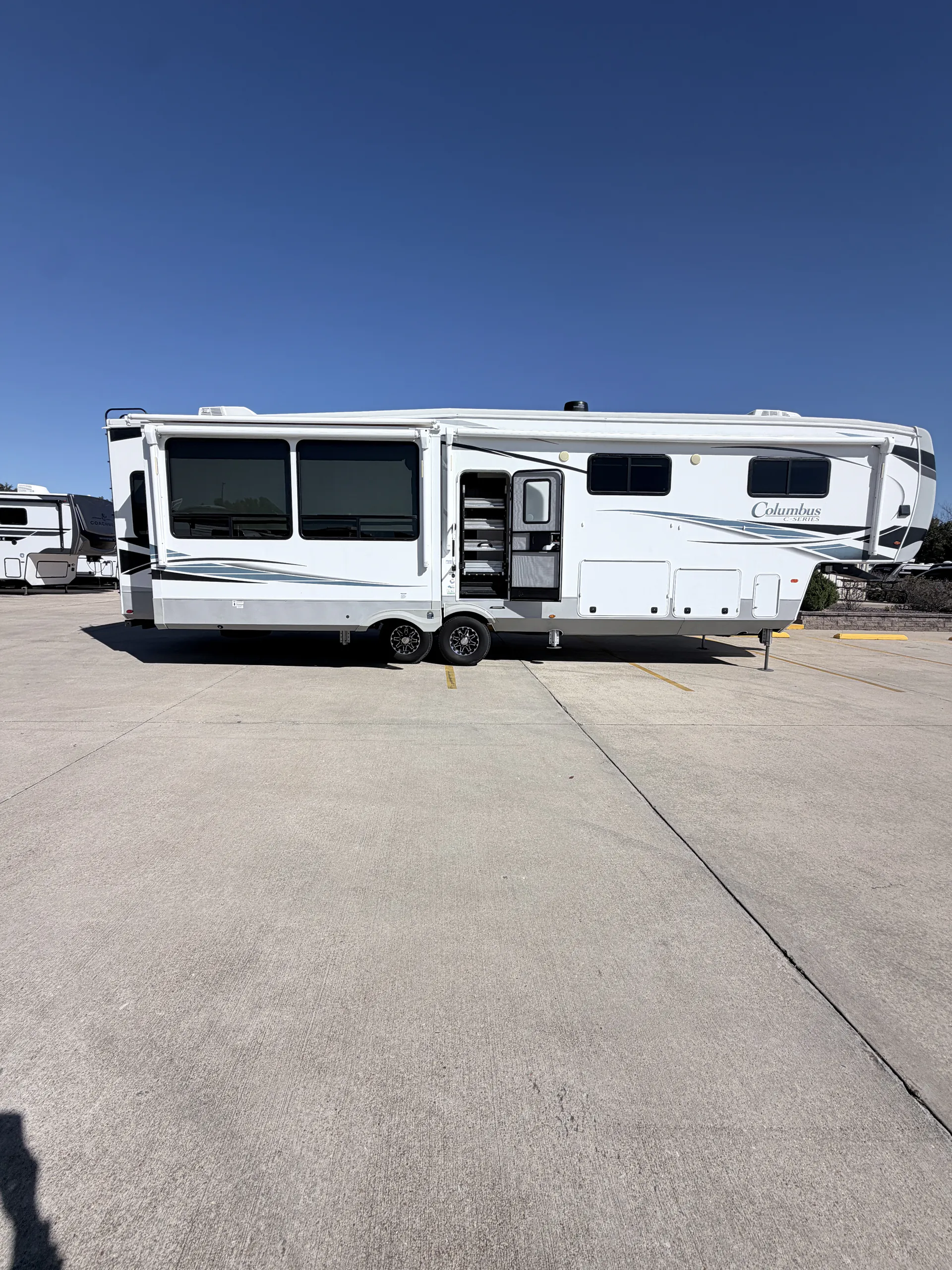 2022 Forest River Columbus 379MBC