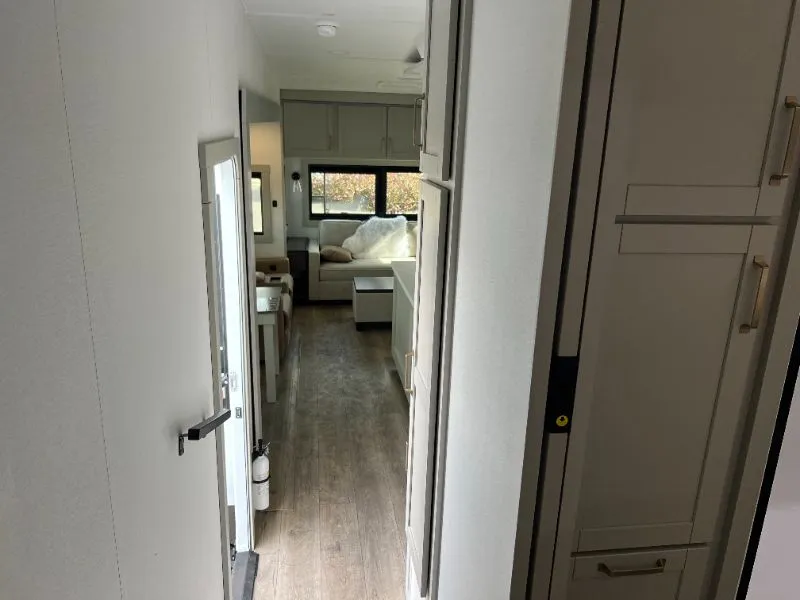 2026 Brinkley Model Z 3600, Photos photo 22
