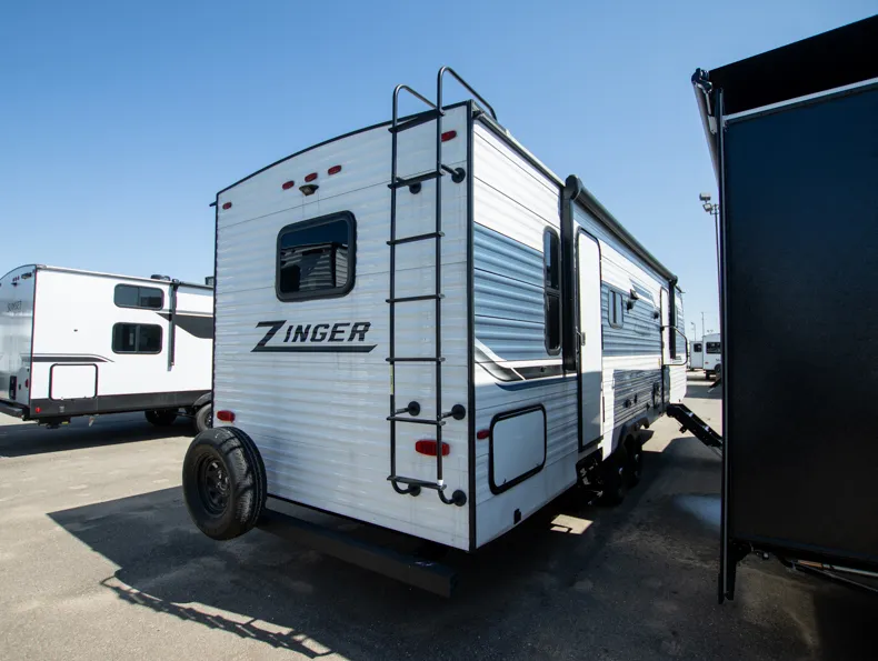 2023 CrossRoads Zinger ZR298FB - Photo 3
