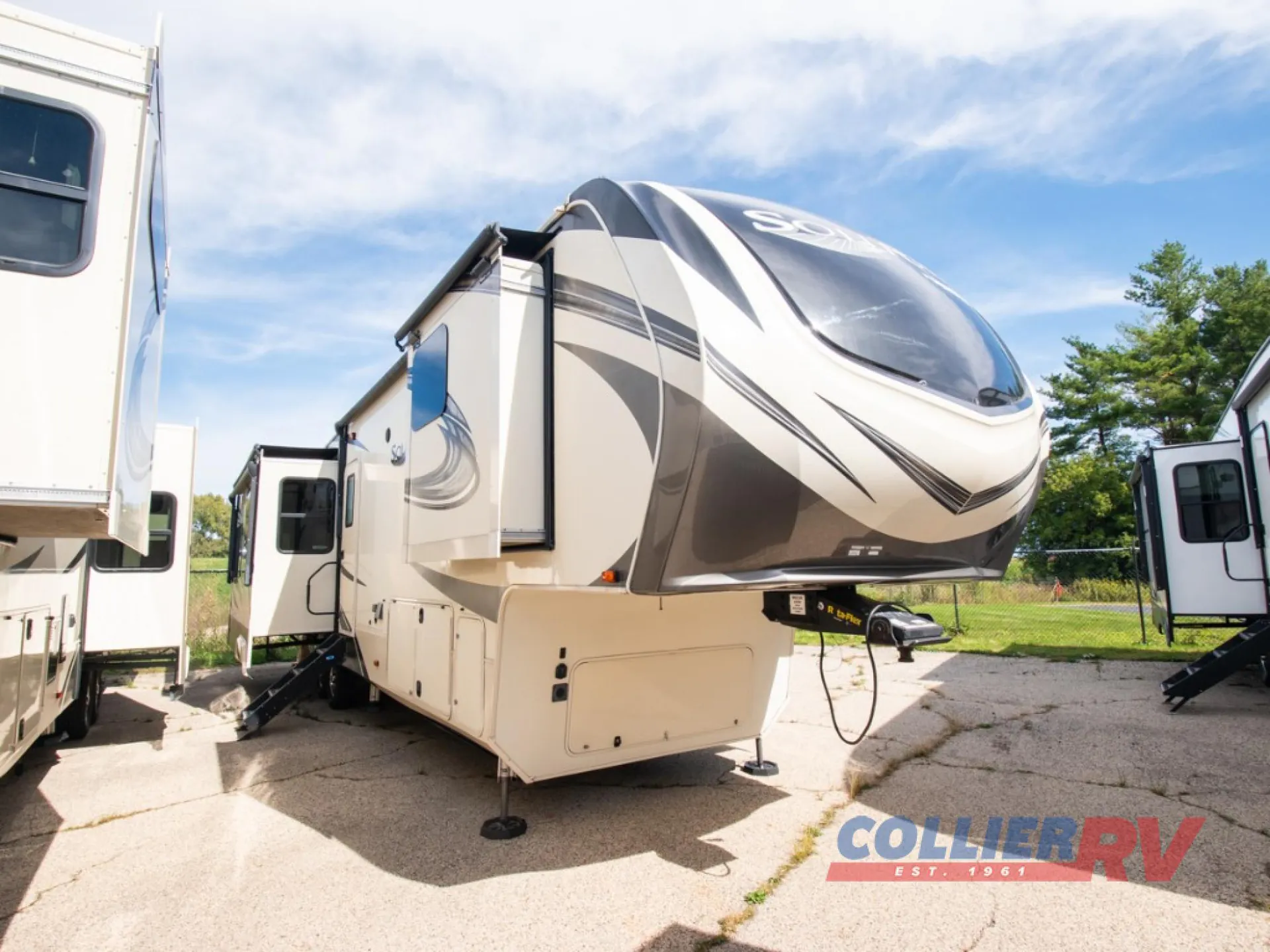 2019 Grand Design Solitude 385GK - Photo 2