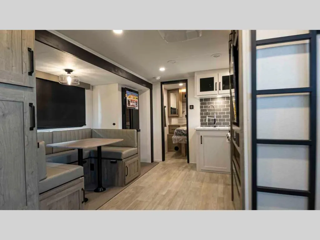 2026 Forest River Solaire 2430BHS, Photos photo 37
