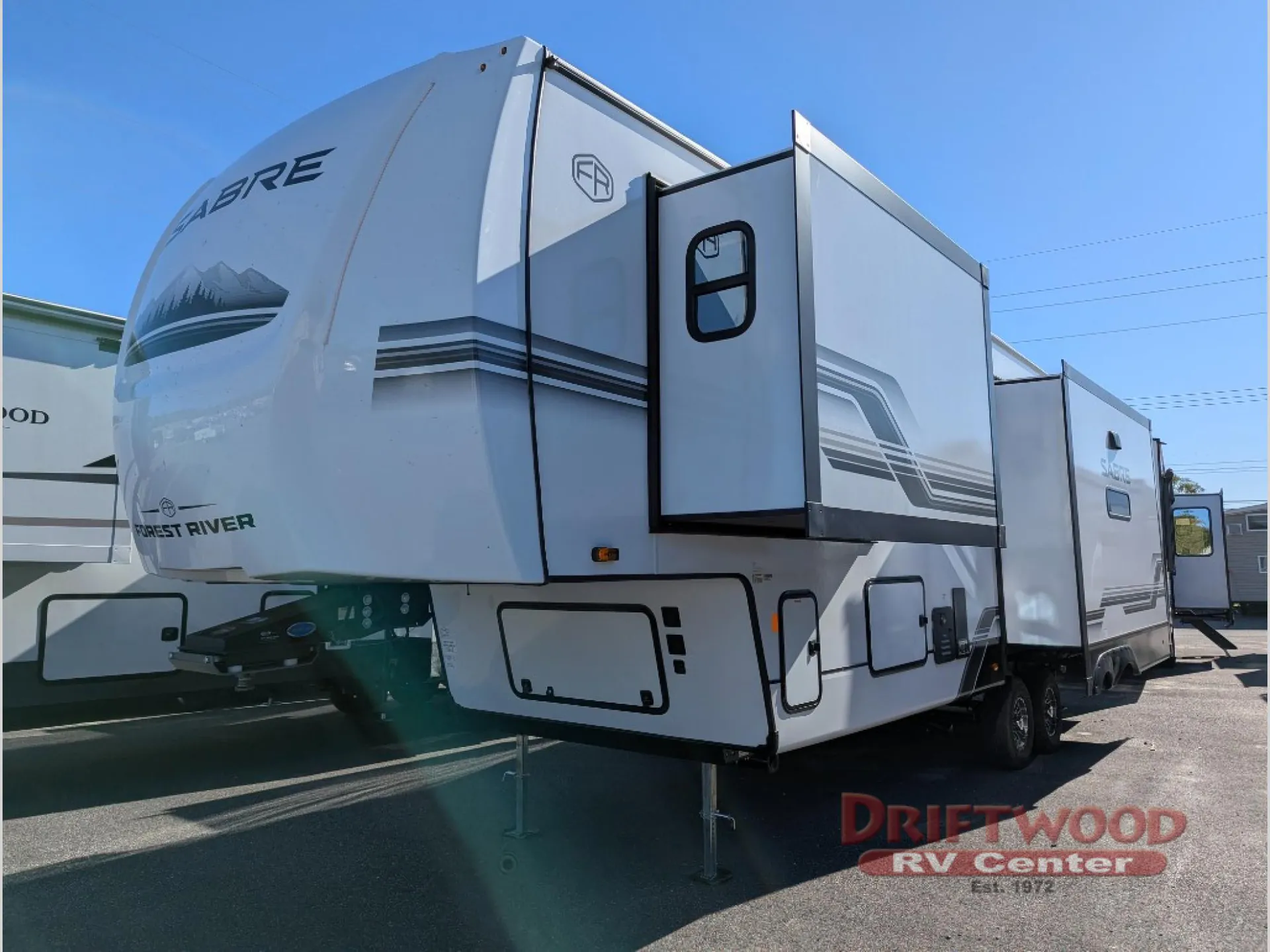 2027 Forest River Sabre 32RL - Photo 2