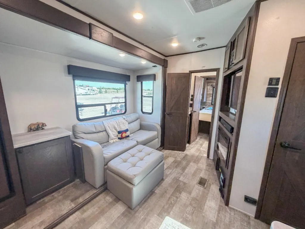 2021 Forest River XLR Hyperlite 3412, Photos photo 2
