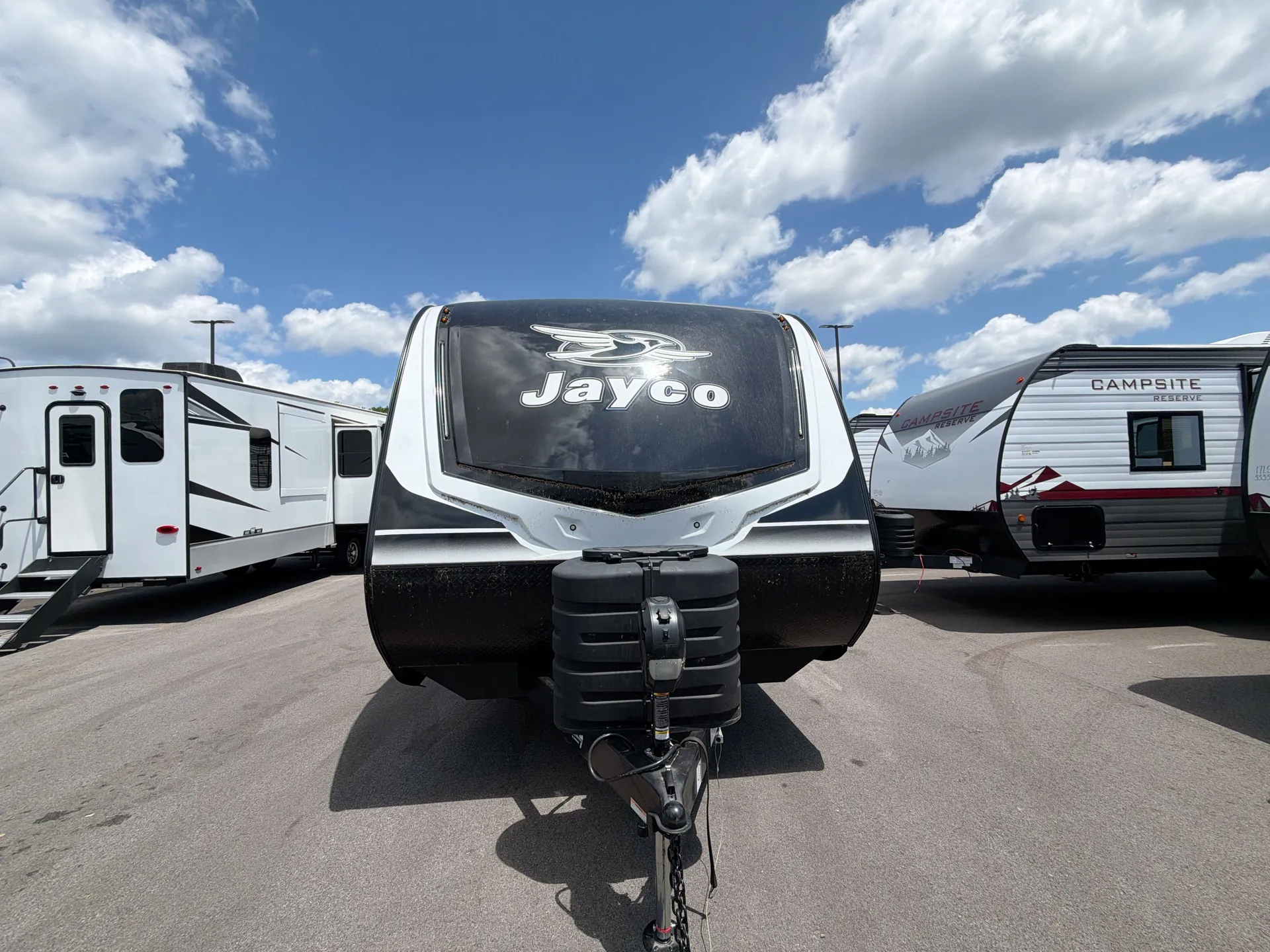 2025 Jayco Jay Feather 27MK — front