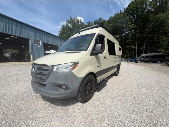 2022 Jayco Terrain 19Y - Photo 2