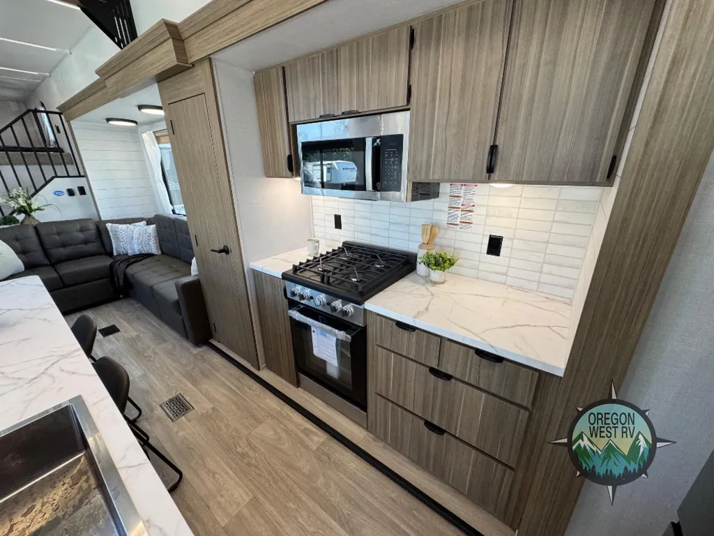 2027 Forest River Salem Grand Villa 42ICE, Photos photo 15