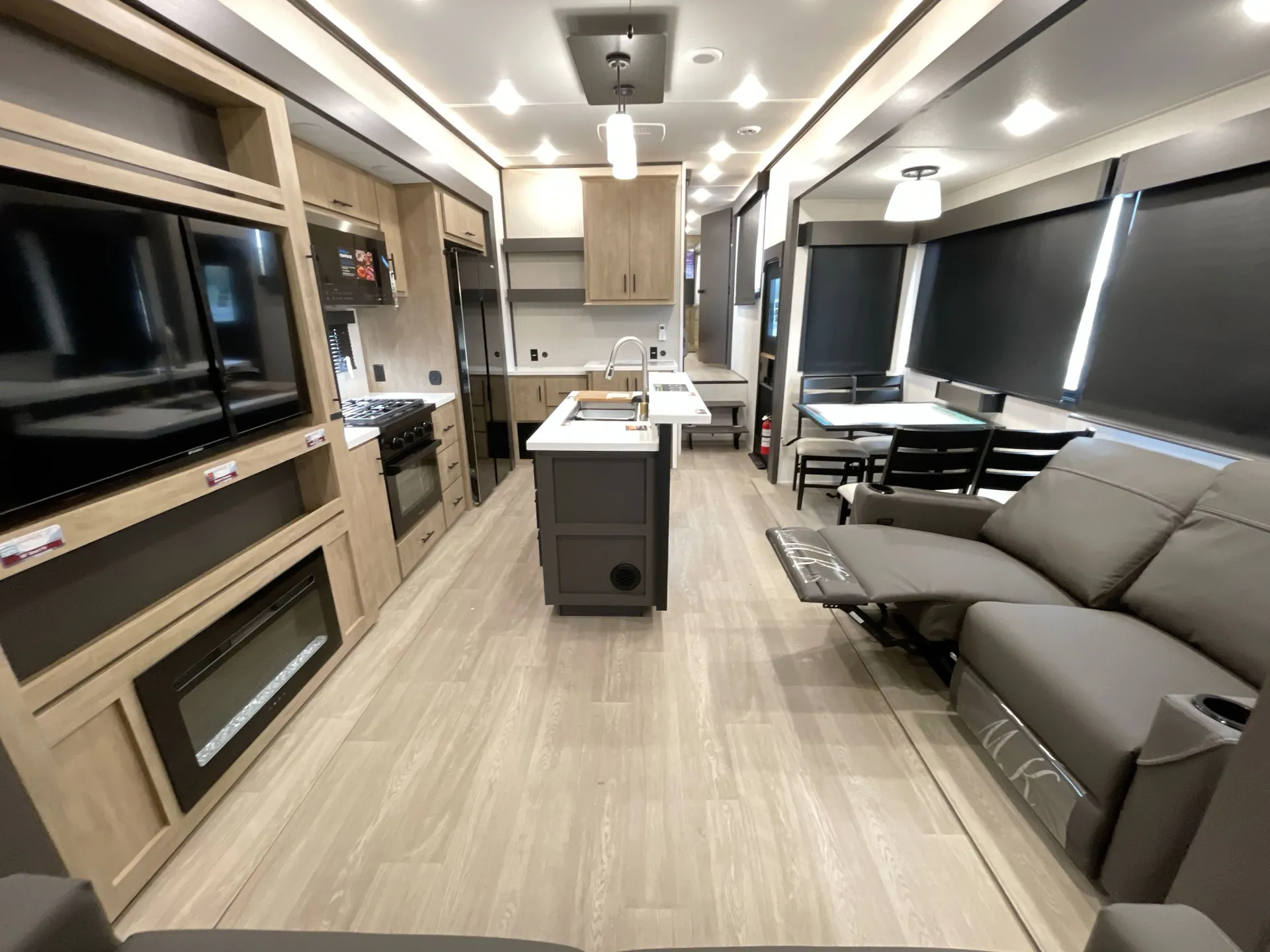 2026 Forest River Campsite Elite 32BAM — living area main