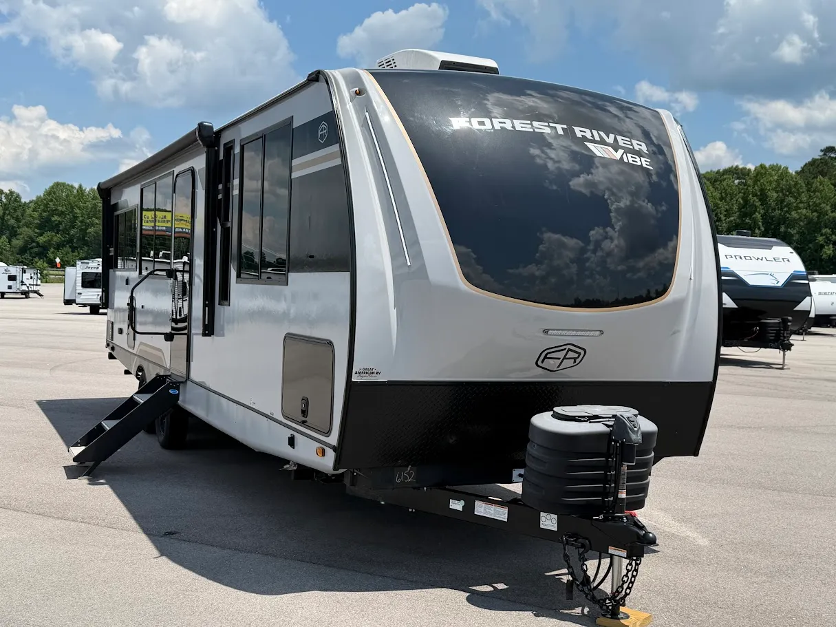 2025 Forest River Vibe 2600RK - Photo 2