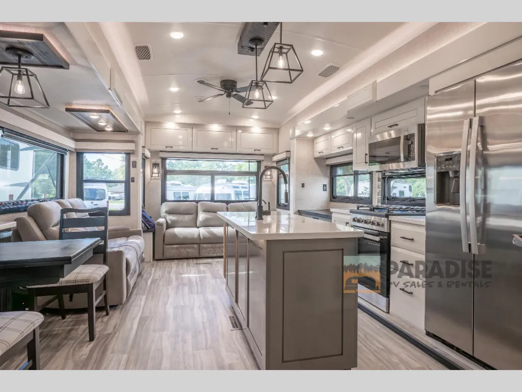 2024 Jayco Pinnacle 36FBTS, Photos photo 2