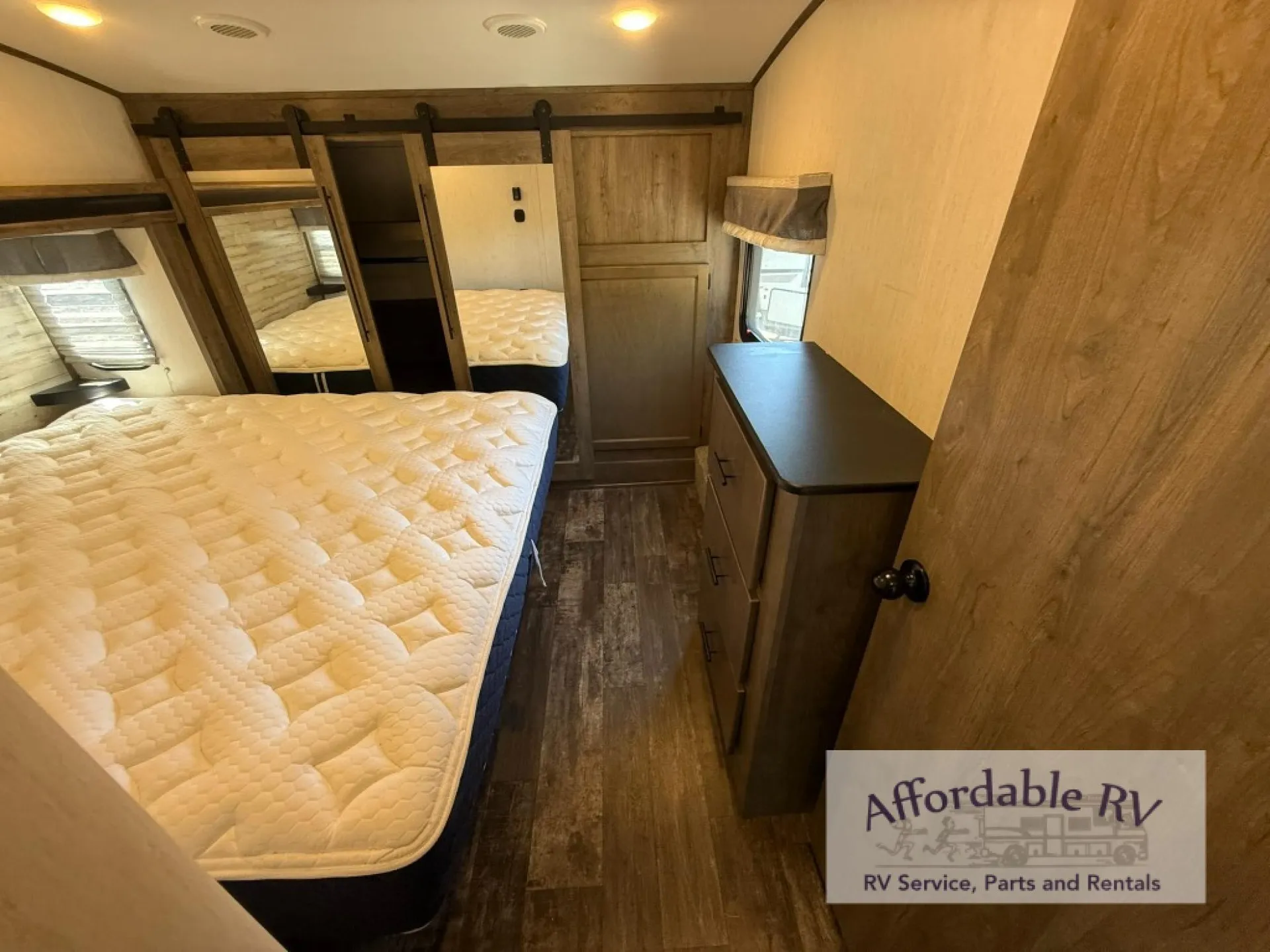 2022 Forest River Sabre 36BHQ — Photo 5