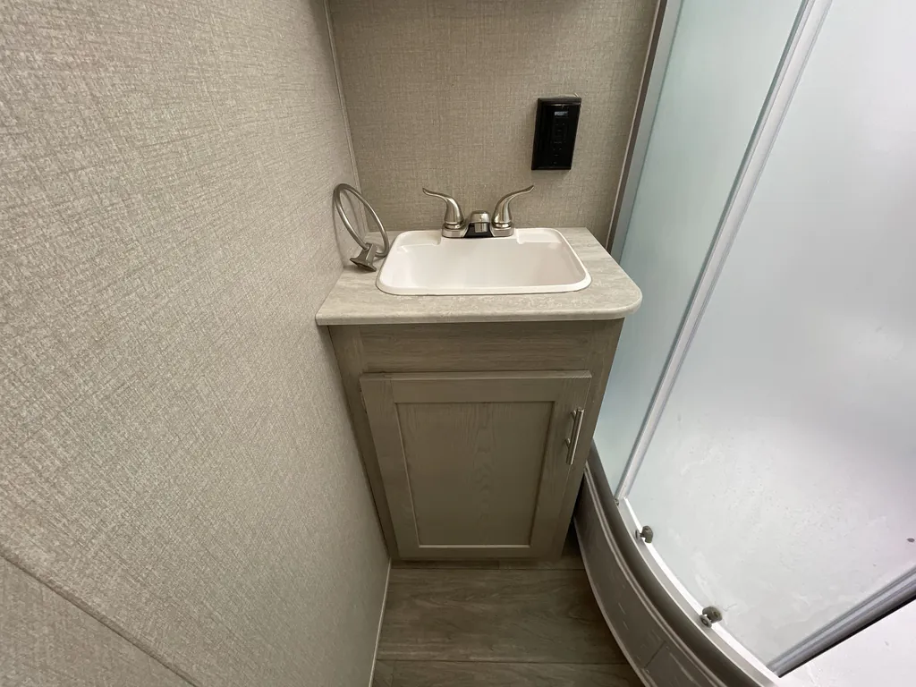 2022 Coachmen Catalina Legacy Edition 243RBS, Photos photo 19