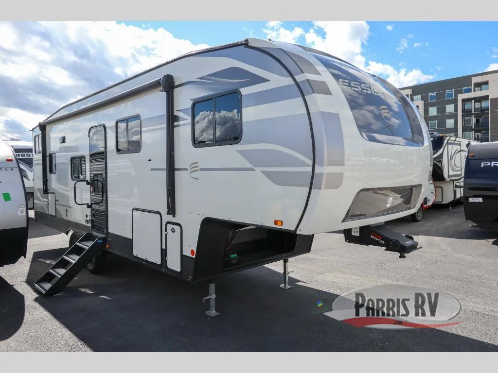2025 Cruiser RV Essence 28DB - Photo 2