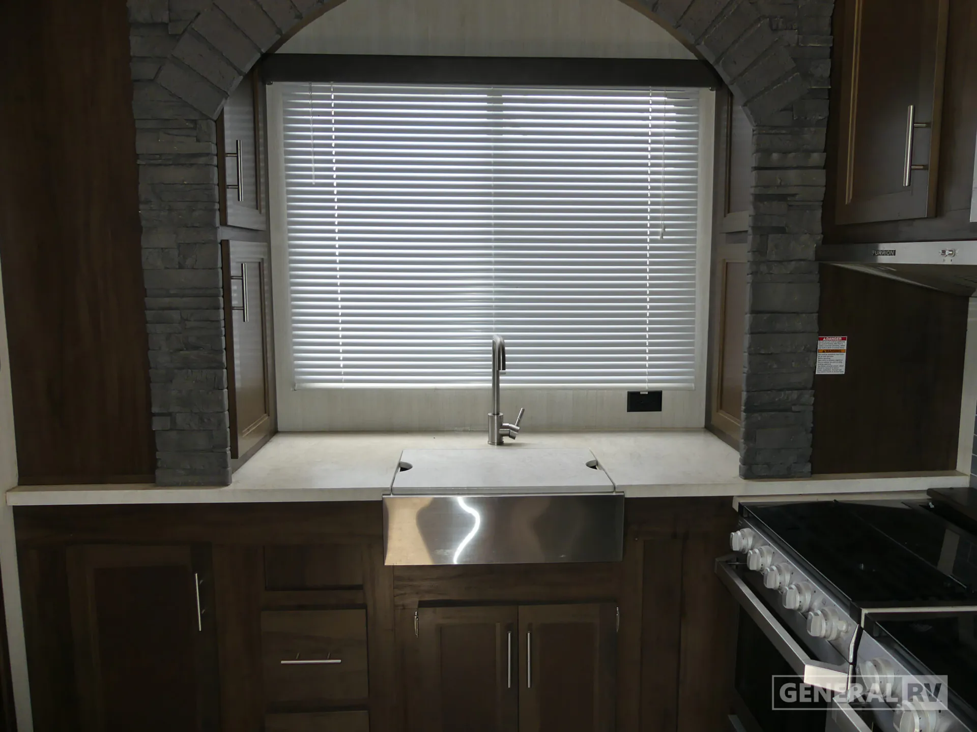 2020 Forest River Cherokee 39CL — Photo 5