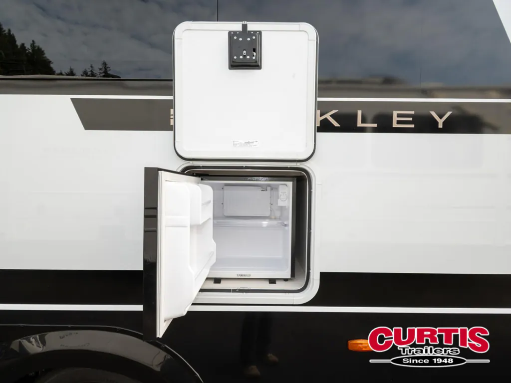 2027 Brinkley Model I 290, Photos photo 4