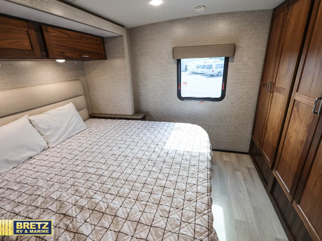 2021 Winnebago Sunstar 32M, Photos photo 36