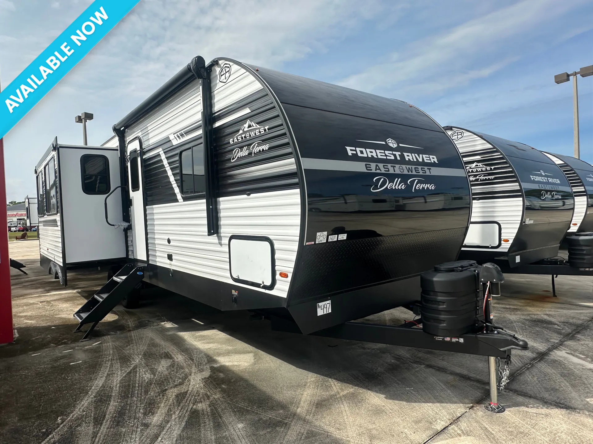 2026 East to West Della Terra 272RL