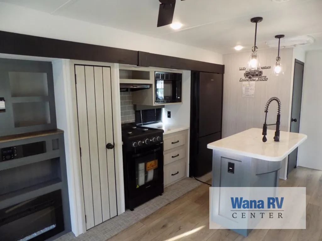 2027 Forest River Puma Vista 38RLB, Photos photo 66
