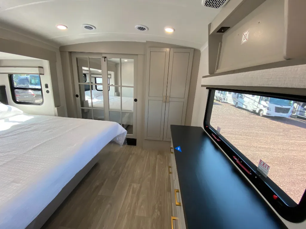 2027 Jayco North Point 380FBRK, Photos photo 65