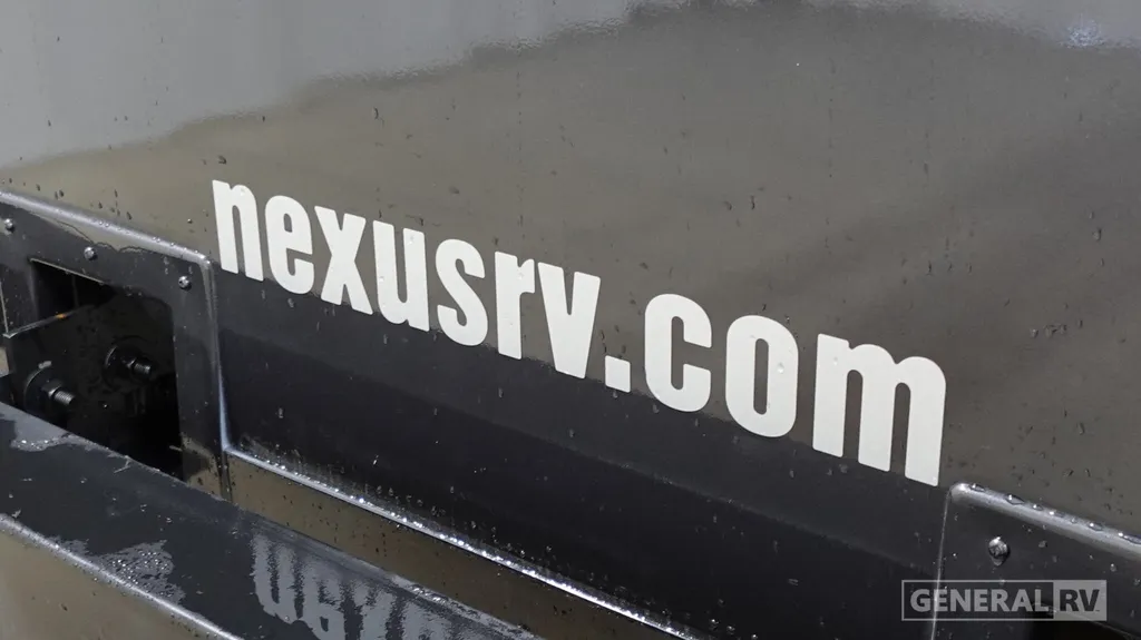 2027 NeXus RV Maximus 32MX, Photos photo 37