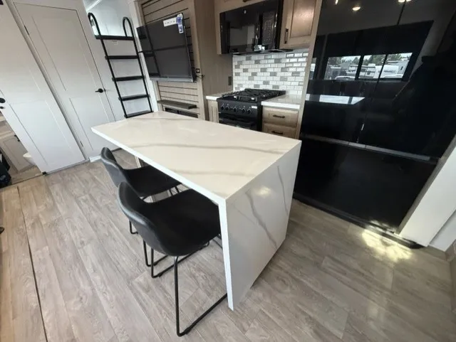 2027 Highland Ridge 3X 390TBS, Photos photo 32
