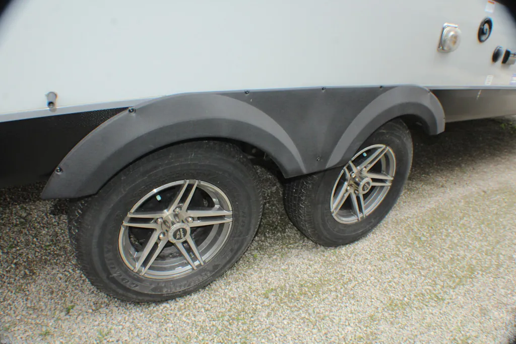 2022 Jayco Jay Feather 25RB, Photos photo 5