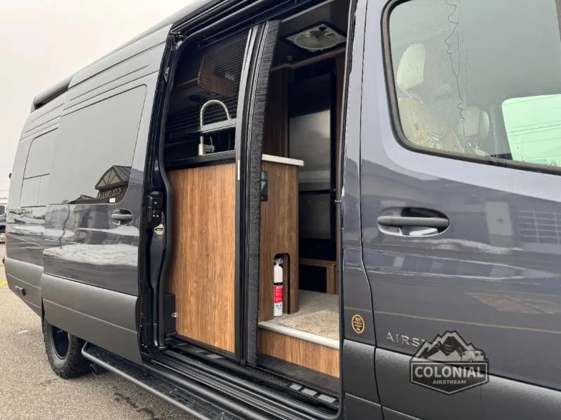 2026 Airstream Interstate 24GT - Photo 3