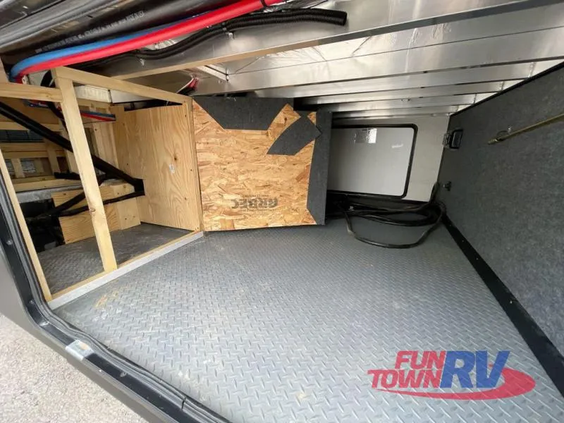2023 Coachmen Brookstone 352RLD - Photo 4
