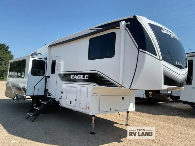 2027 Jayco Eagle 31RLT - Photo 2