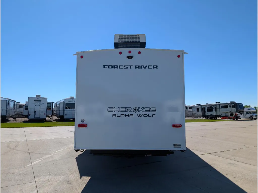 2026 Forest River Cherokee Alpha Wolf 280QBS, Photos photo 7