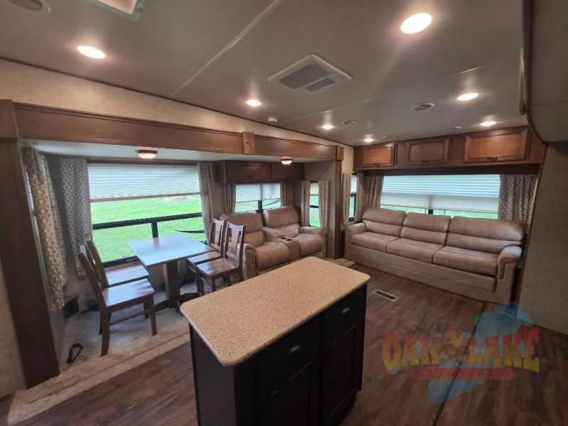 2015 Highland Ridge RV Open Range Light 319RLS - Photo 4