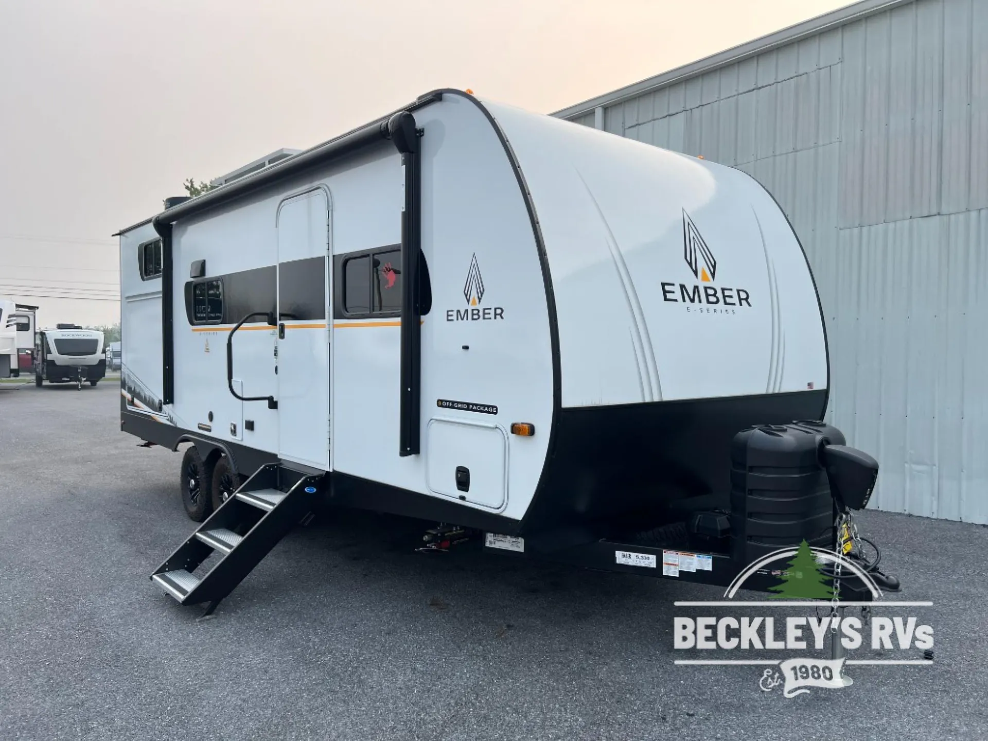 2026 Ember RV E-Series 22ETS - Photo 2