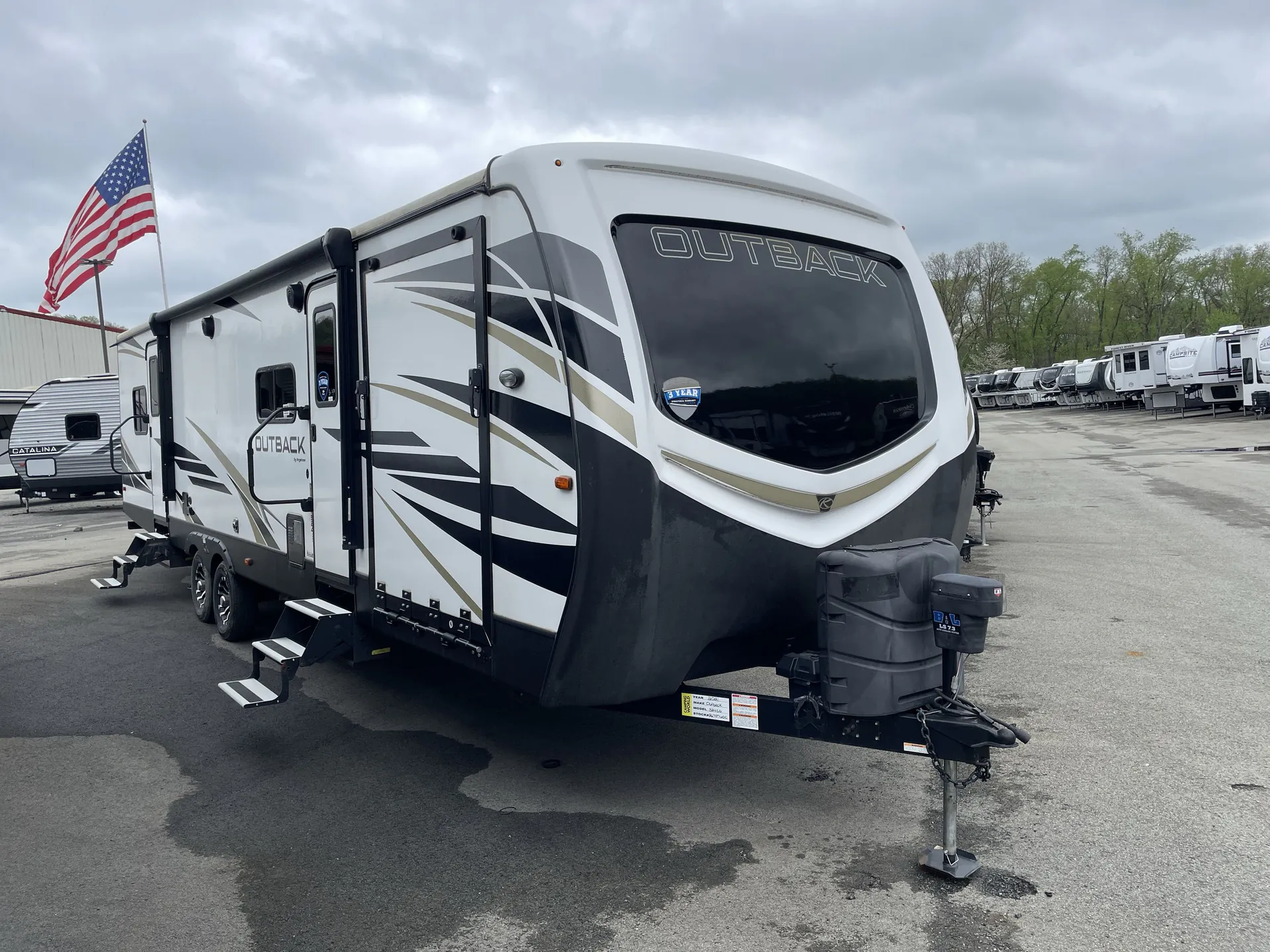 2021 Keystone Outback 324CG - Photo 2