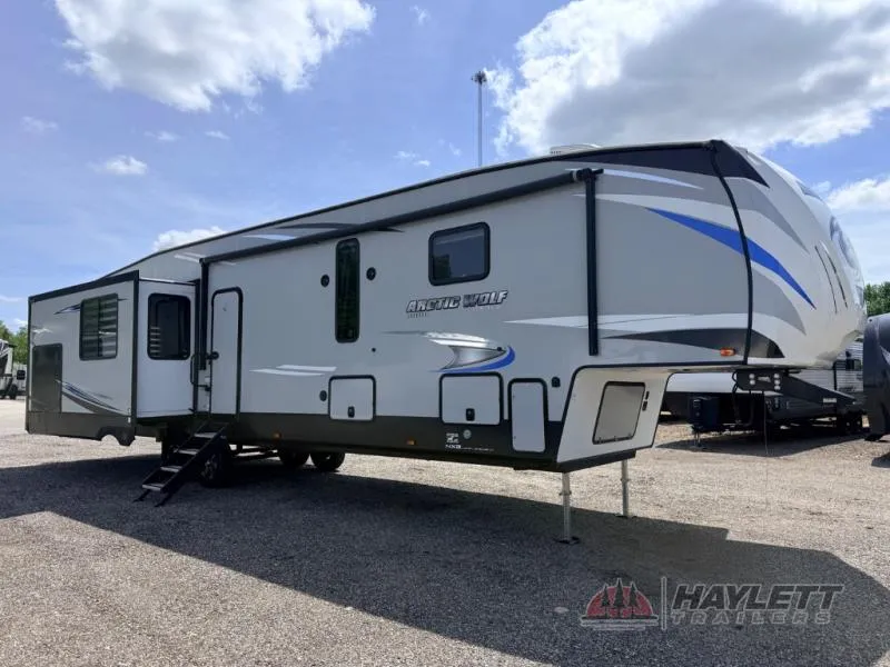 2022 Forest River RV Cherokee Arctic Wolf Suite Used    3660 - Main photo