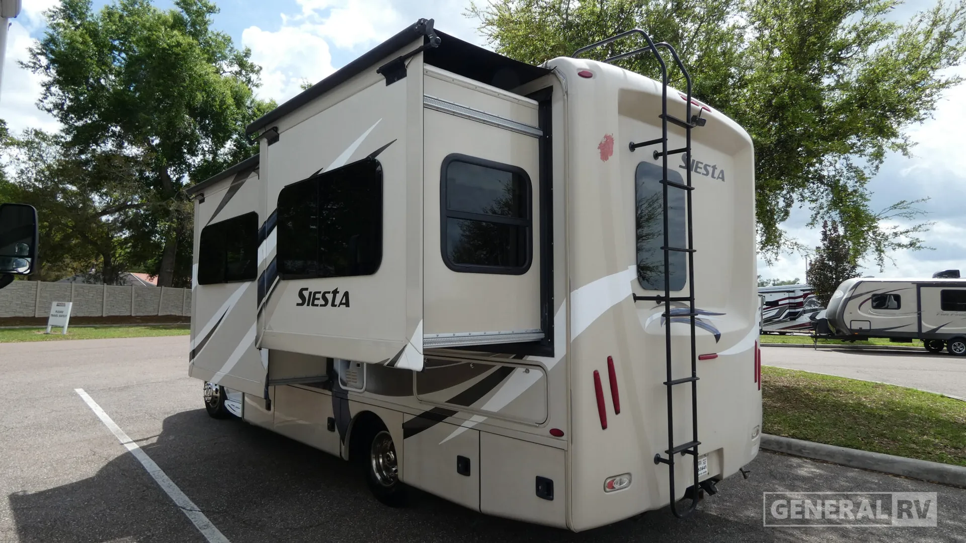 2018 Thor Motor Coach Siesta Sprinter 24SS - Photo 4