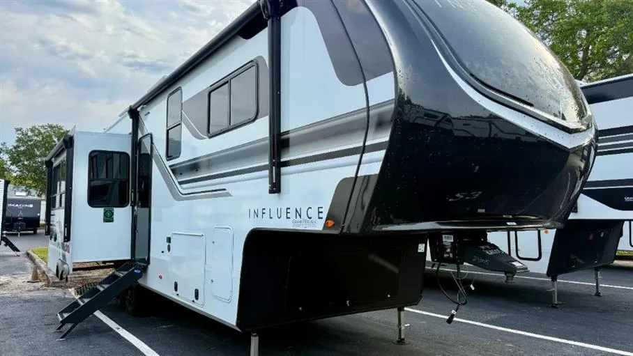 2026 Grand Design Influence 3003RL - Photo 2