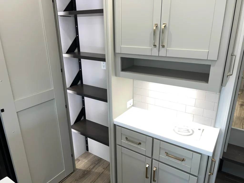 2026 Brinkley Model Z 3600, Photos photo 19