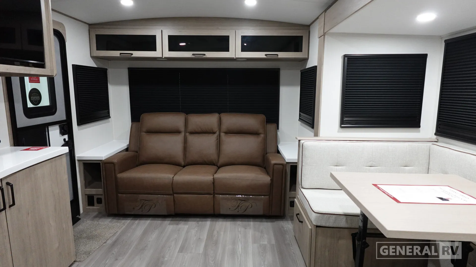 2026 Grand Design Imagine 2500RL - Photo 3