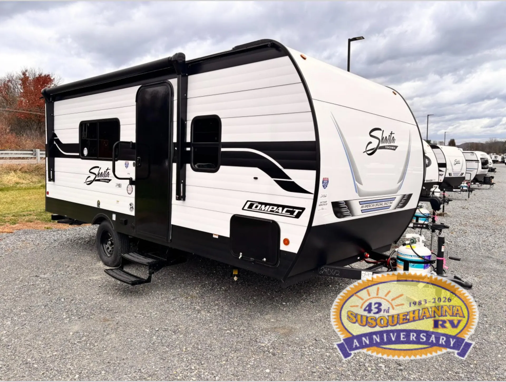2026 Shasta RVs Compact 18FQ - Photo 2