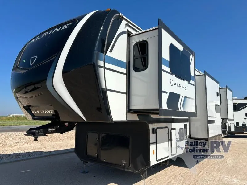 2026 Keystone Alpine 3712KB - Photo 2