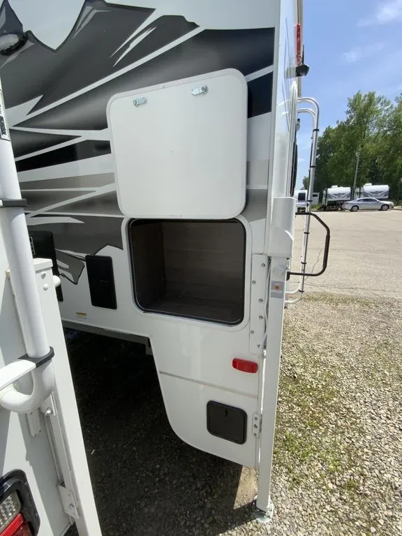 2027 Lance Truck Camper 850 - Photo 4