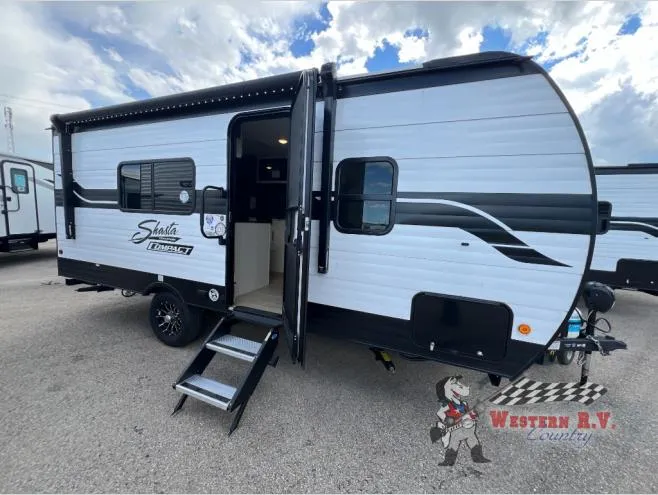 2026 Shasta Compact 18FQ - Photo 4