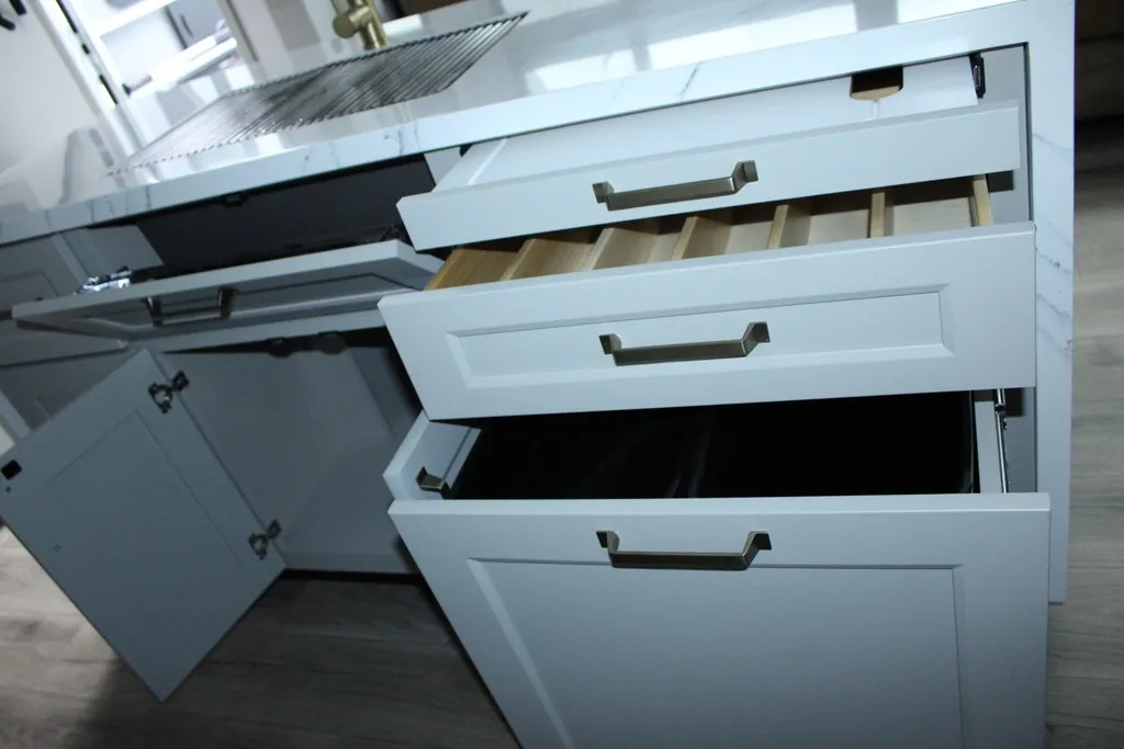2026 Brinkley Model G 4100, Photos photo 30