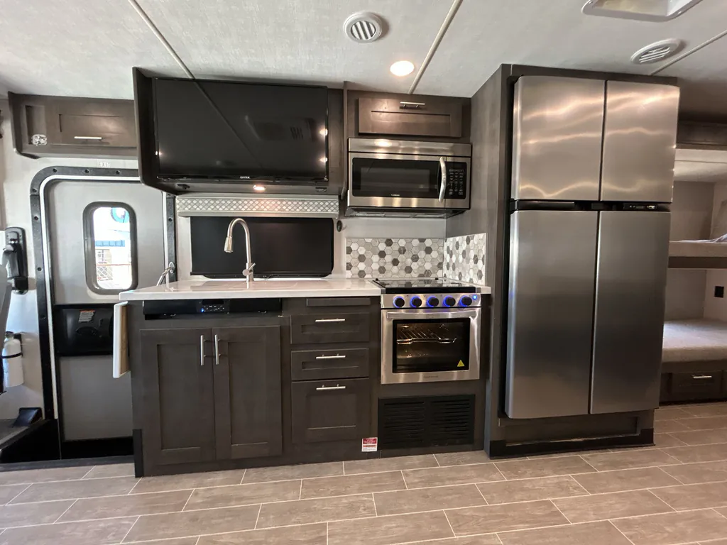 2023 Forest River Georgetown 5 Series GT5 36B5, Photos photo 15