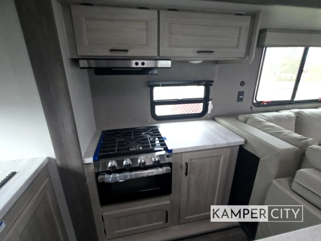 2025 Coachmen Catalina Legacy Edition 323MAZE, Photos photo 23