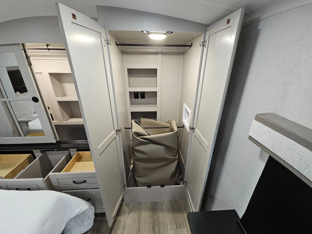 2026 Jayco North Point 395DSDB, Photos photo 28