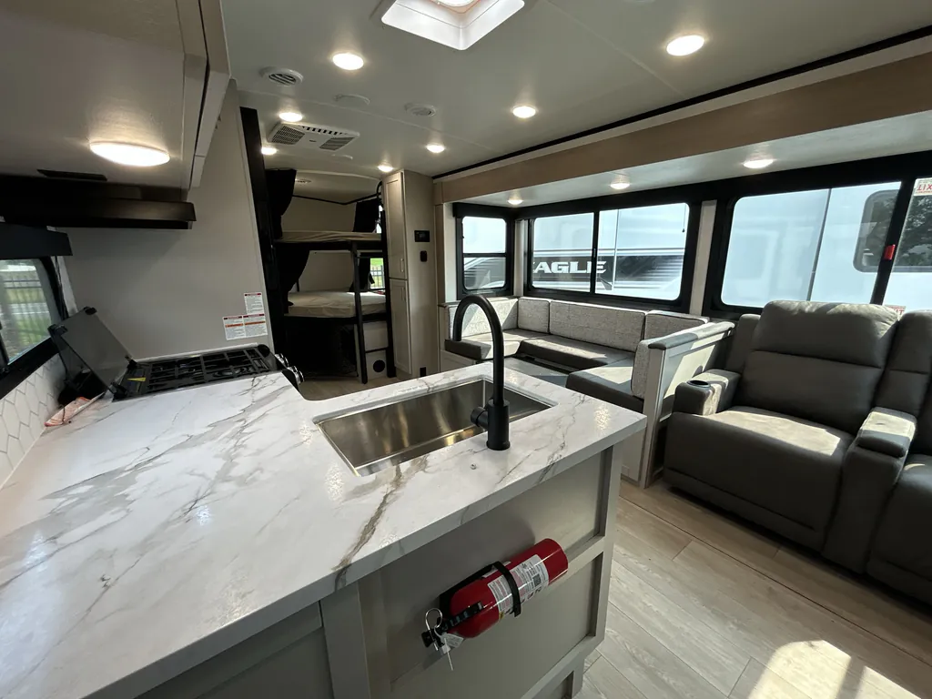 2027 Jayco Jay Feather 29BHB, Photos photo 26