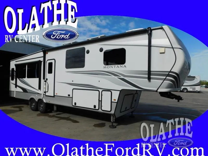 2022 Keystone Montana 3231CK - Photo 2