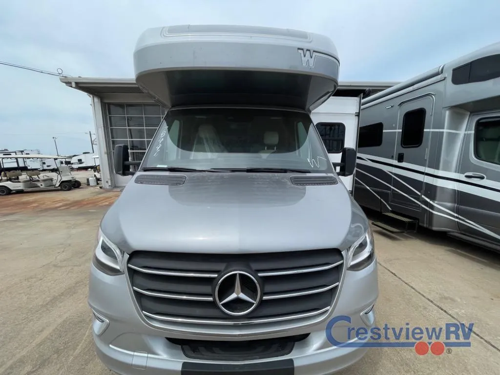 2025 Winnebago View 24T AWD - Photo 4