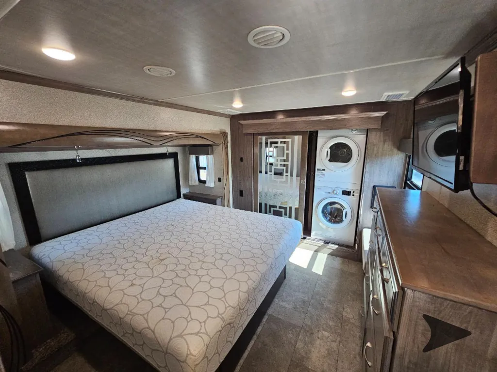 2020 Forest River Cedar Creek Champagne Edition 38EL, Photos photo 41