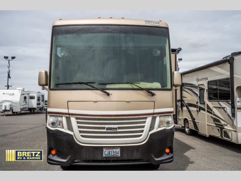 2017 Newmar Bay Star Used    3333 - Photo 3